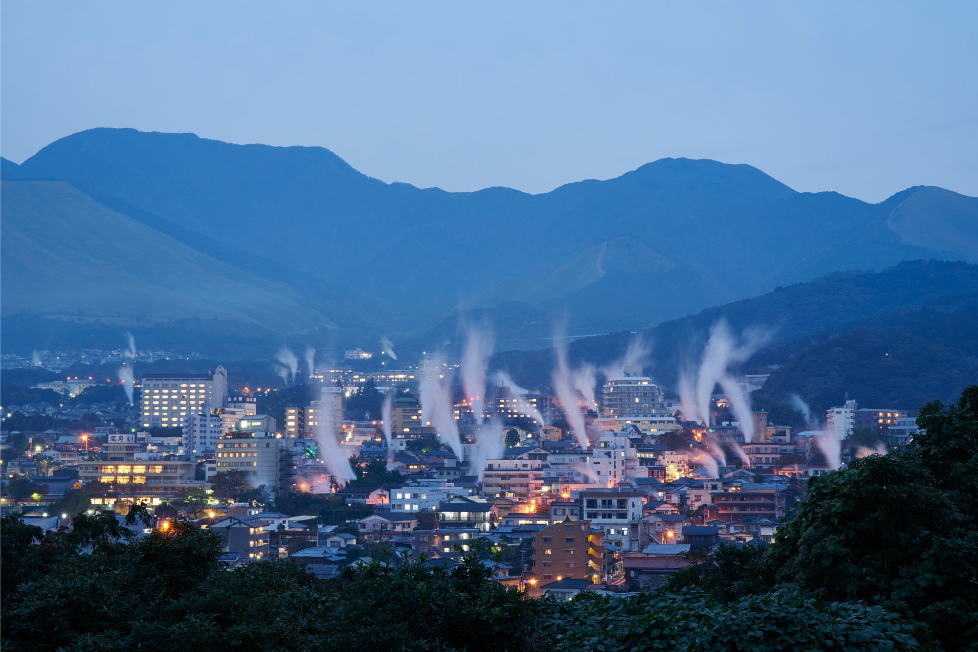 別府温泉街1 大分の街と不動産のイメージ